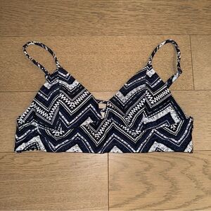 Atmosphere Printed Bikini Top